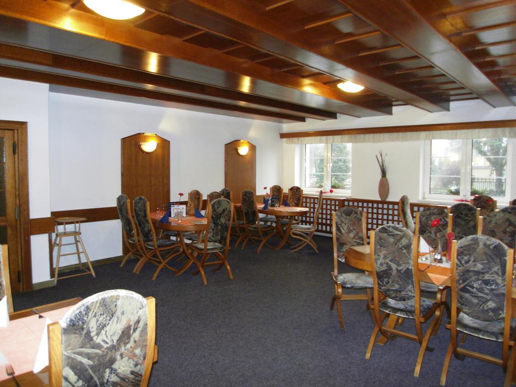 Penzion A Restaurace U Veterana Frenštát pod Radhoštěm Extérieur photo