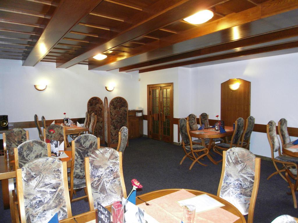 Penzion A Restaurace U Veterana Frenštát pod Radhoštěm Extérieur photo