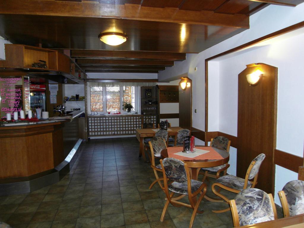 Penzion A Restaurace U Veterana Frenštát pod Radhoštěm Extérieur photo