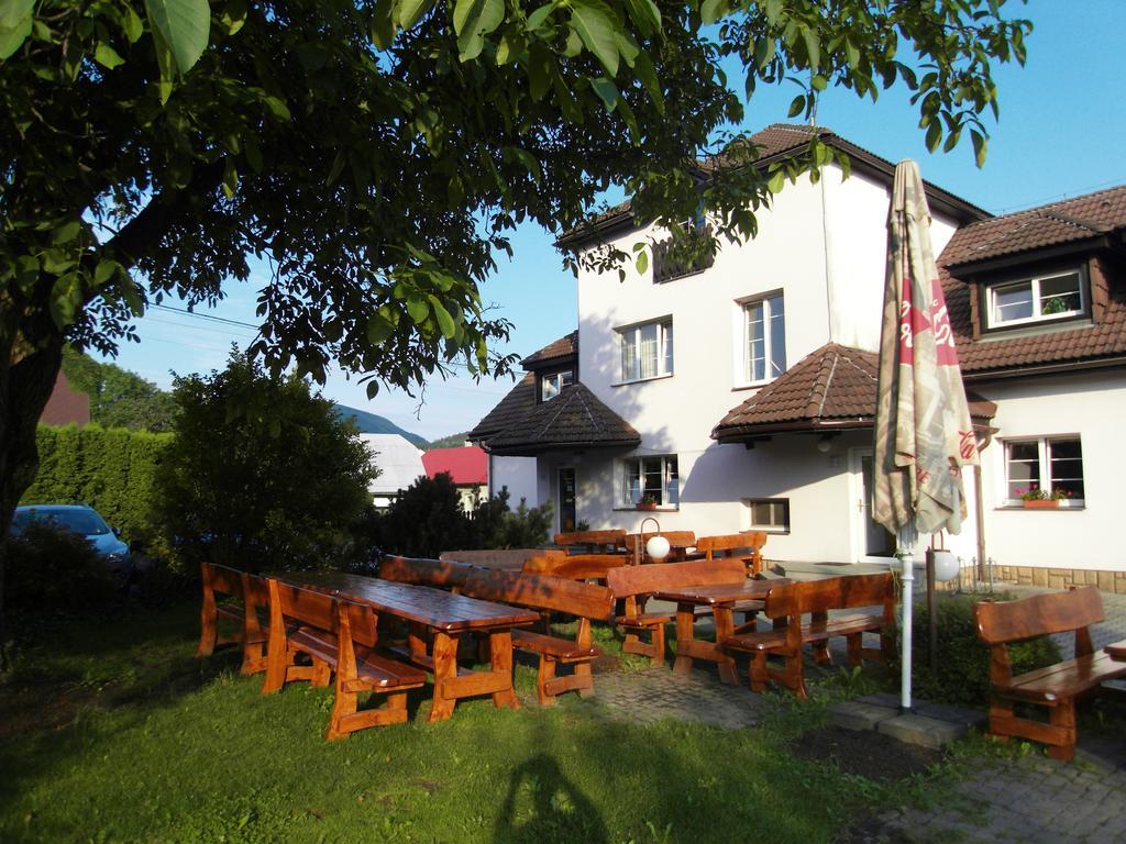 Penzion A Restaurace U Veterana Frenštát pod Radhoštěm Extérieur photo