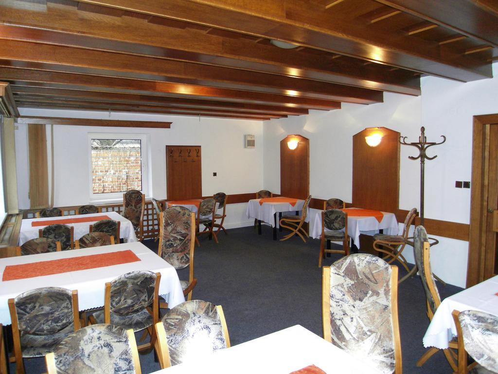 Penzion A Restaurace U Veterana Frenštát pod Radhoštěm Extérieur photo