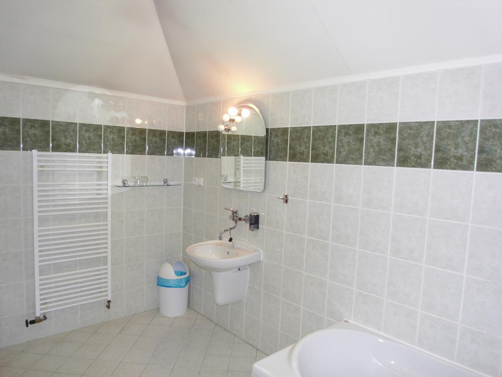 Penzion A Restaurace U Veterana Frenštát pod Radhoštěm Extérieur photo